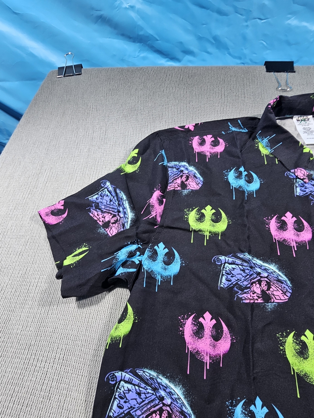 Star Wars Men's Black Short-Sleeve Button-Up Shirt with Neon Rebel Logos - Picture 6 of 9